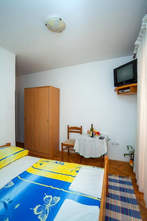 Apartments Marko Τίβατ Δωμάτιο φωτογραφία