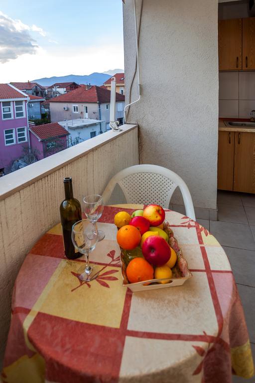 Apartments Marko Τίβατ Εξωτερικό φωτογραφία