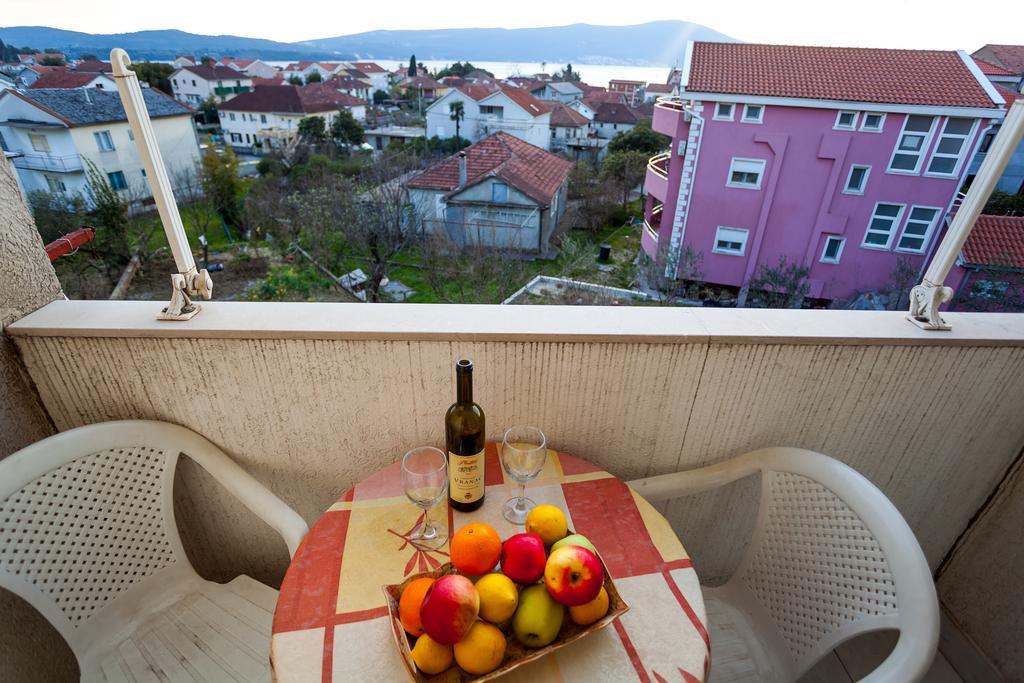 Apartments Marko Τίβατ Δωμάτιο φωτογραφία