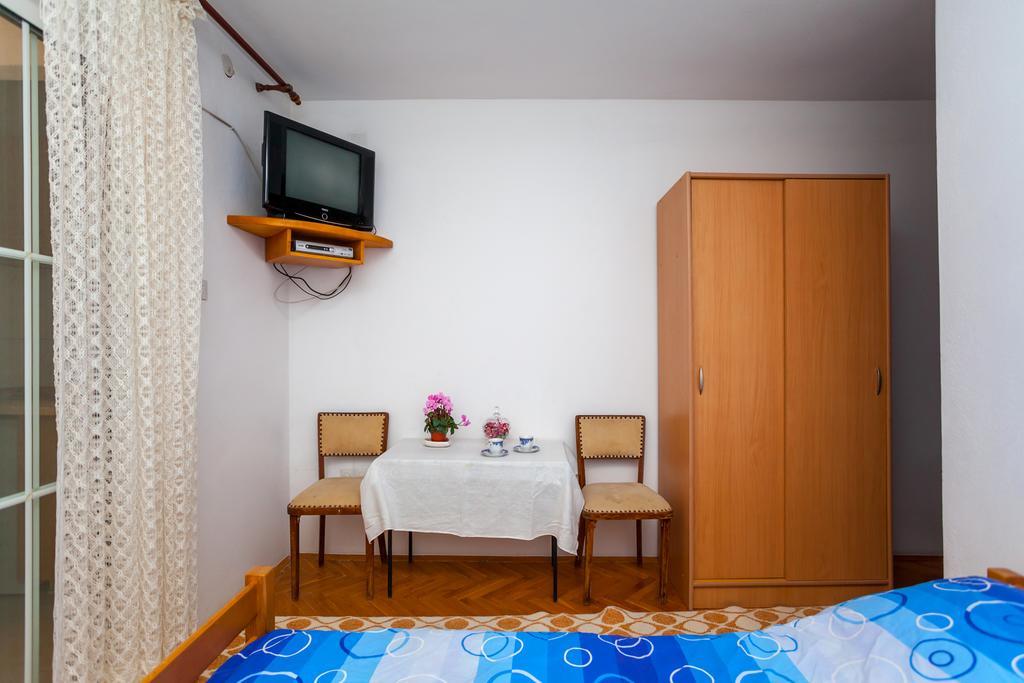 Apartments Marko Τίβατ Δωμάτιο φωτογραφία