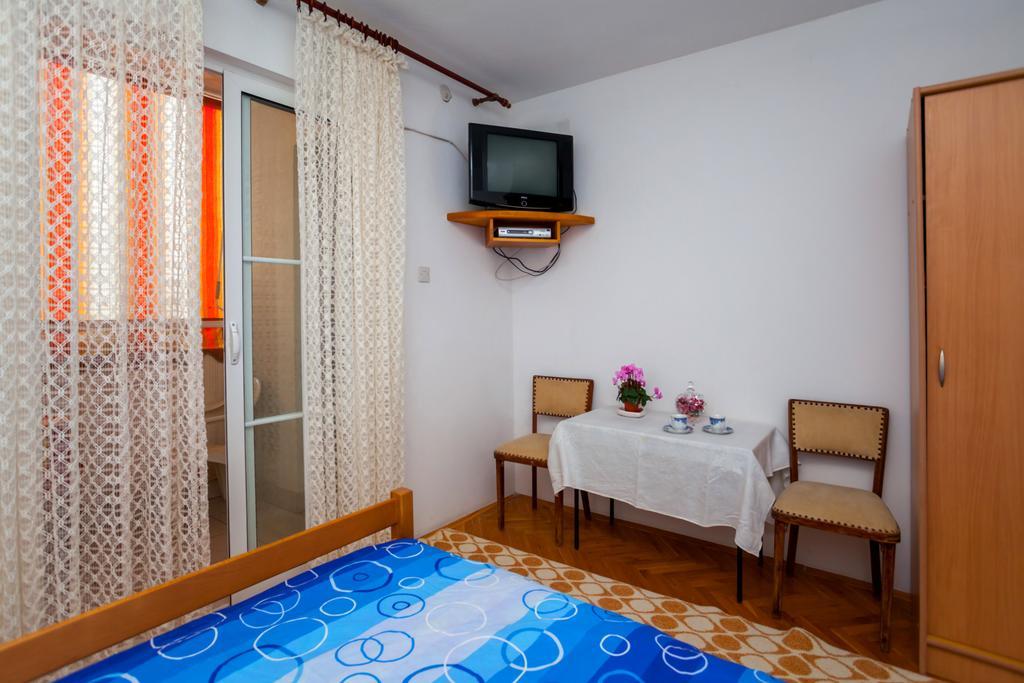 Apartments Marko Τίβατ Δωμάτιο φωτογραφία