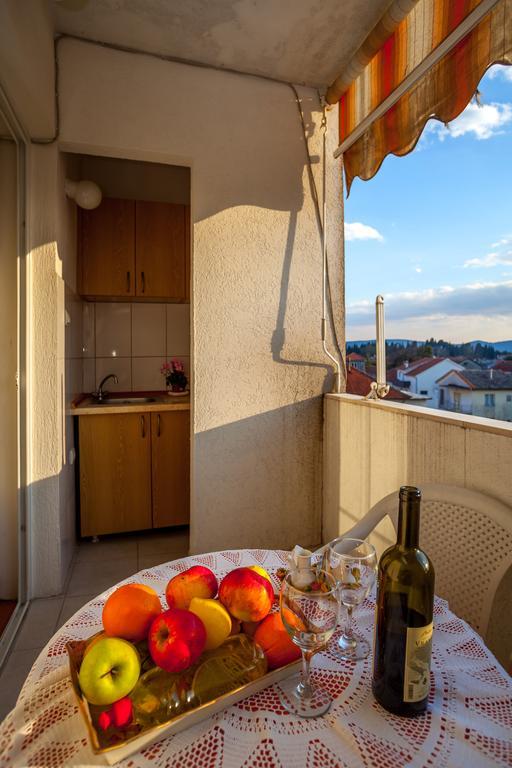 Apartments Marko Τίβατ Δωμάτιο φωτογραφία