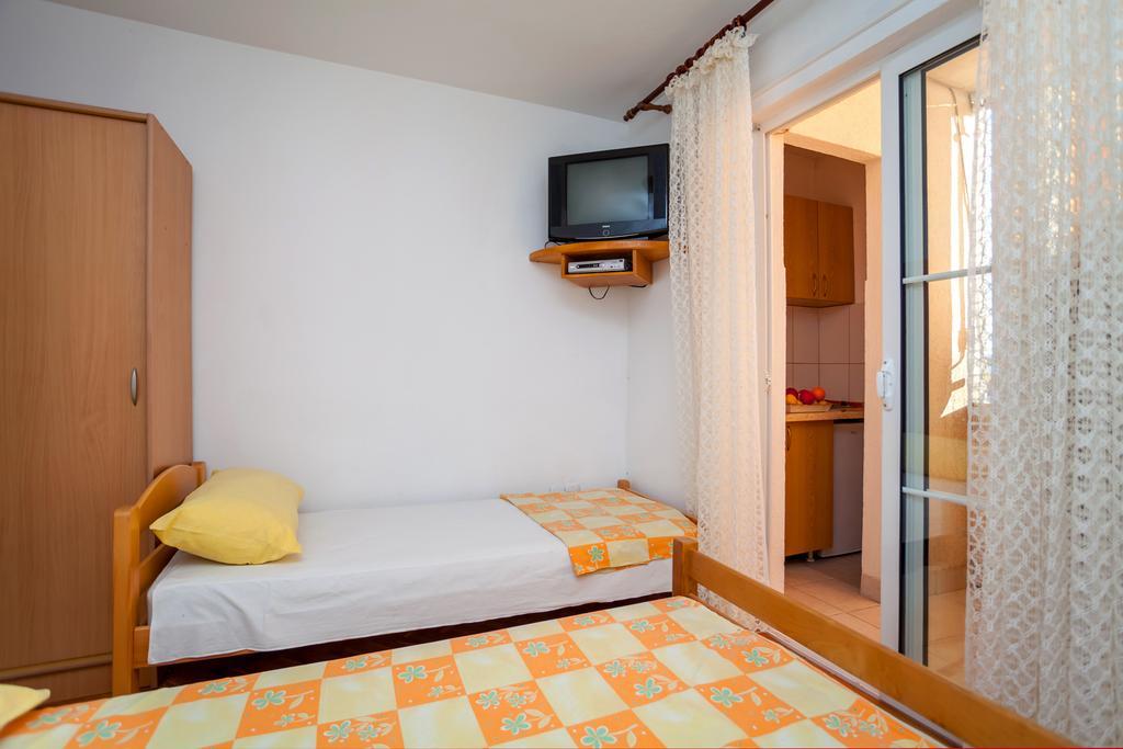 Apartments Marko Τίβατ Δωμάτιο φωτογραφία