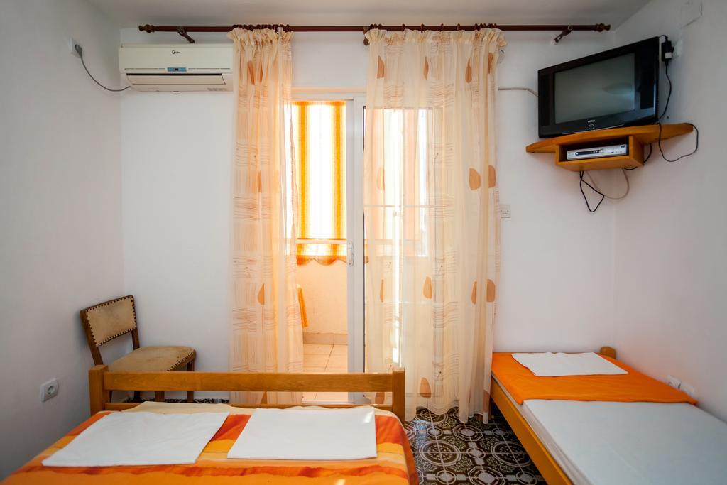 Apartments Marko Τίβατ Δωμάτιο φωτογραφία
