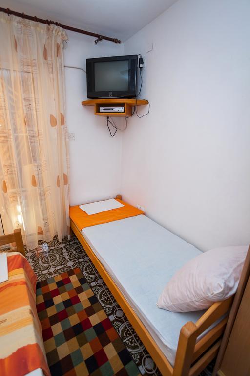 Apartments Marko Τίβατ Δωμάτιο φωτογραφία